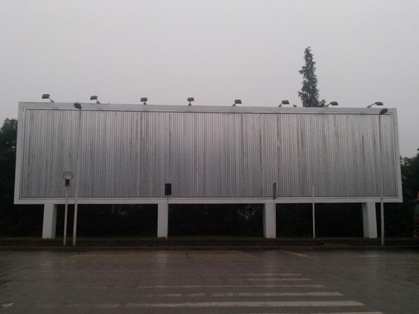 如何選擇一家好的三面翻——新創富三面翻專業